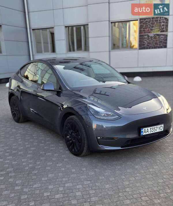 Позашляховик / Кросовер Tesla Model Y 2022 в Києві