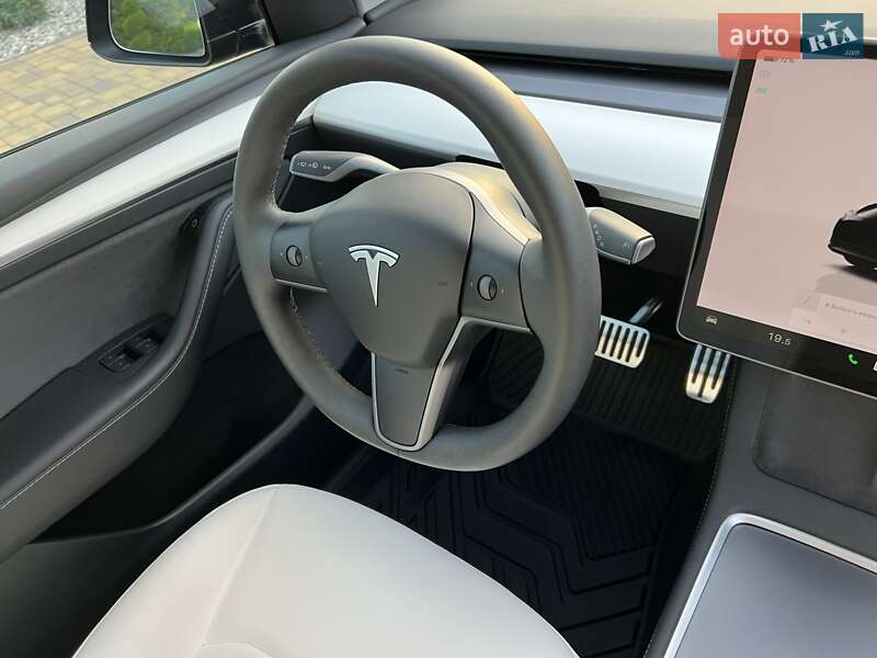 Внедорожник / Кроссовер Tesla Model Y 2023 в Киеве фото 36 Внедорожник / Кроссовер Tesla Model Y 2023 в Киеве