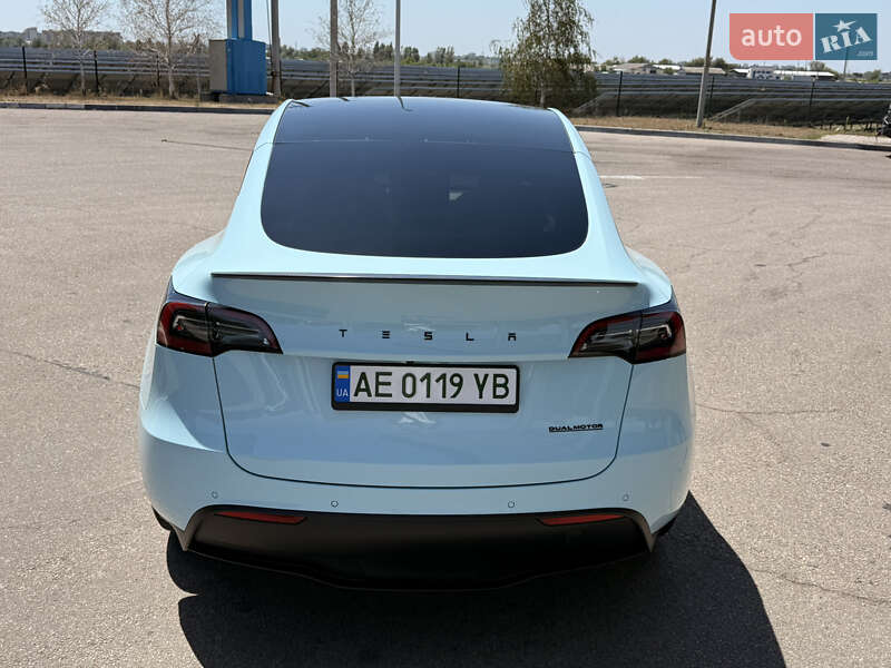 Внедорожник / Кроссовер Tesla Model Y 2022 в Днепре