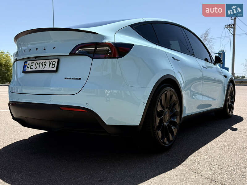 Внедорожник / Кроссовер Tesla Model Y 2022 в Днепре