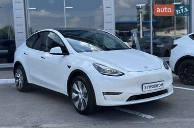 Внедорожник / Кроссовер Tesla Model Y 2023 в 