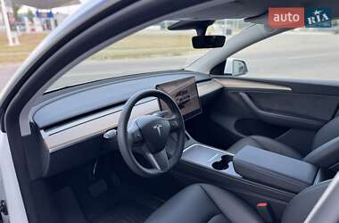 Внедорожник / Кроссовер Tesla Model Y 2023 в 