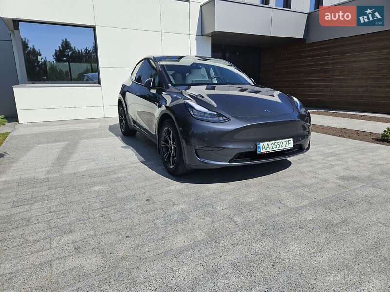 Позашляховик / Кросовер Tesla Model Y 2020 в 