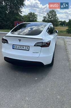 Внедорожник / Кроссовер Tesla Model Y 2020 в 