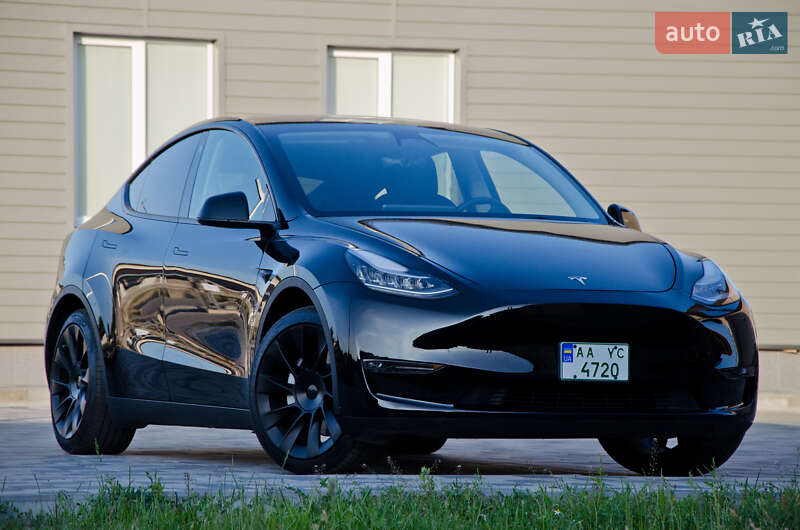 Tesla Model Y 2022