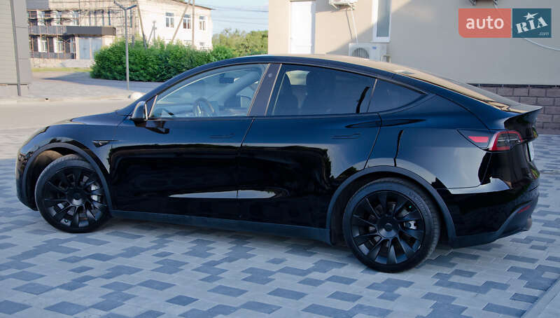 Позашляховик / Кросовер Tesla Model Y 2022 в Києві