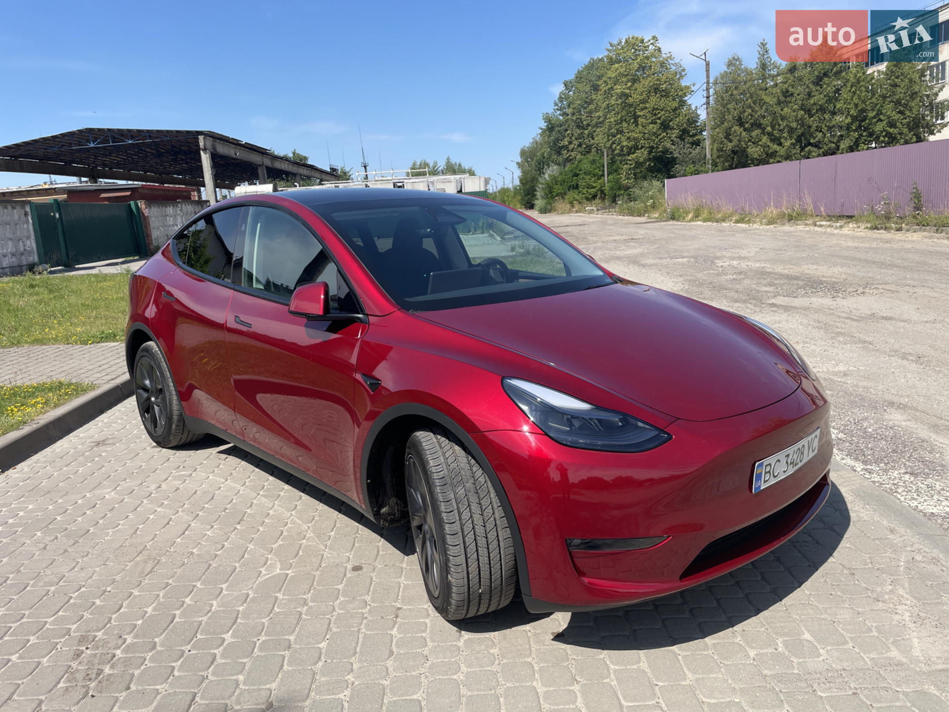 2024 Tesla Model Y - мініатюра 4
