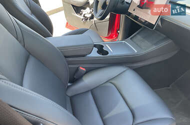 Внедорожник / Кроссовер Tesla Model Y 2024 в Львове