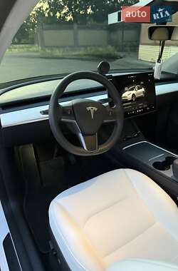 Позашляховик / Кросовер Tesla Model Y 2023 в 