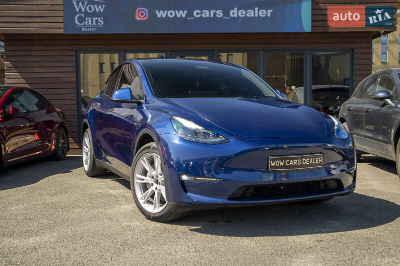 Внедорожник / Кроссовер Tesla Model Y 2023 в 
