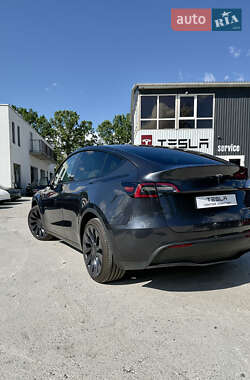 Внедорожник / Кроссовер Tesla Model Y 2024 в 