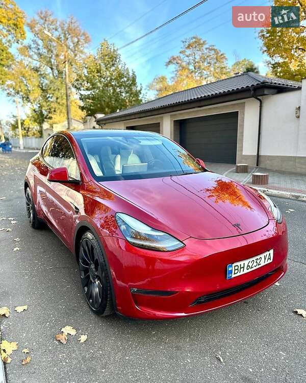 Tesla Model Y 2021