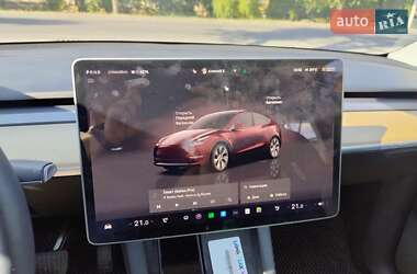 Внедорожник / Кроссовер Tesla Model Y 2022 в 