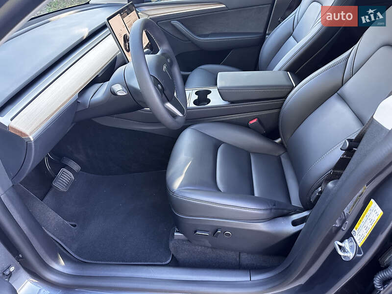 Позашляховик / Кросовер Tesla Model Y 2023 в Полтаві