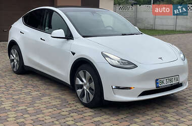 Позашляховик / Кросовер Tesla Model Y 2020 в Здолбуніві