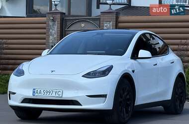 Позашляховик / Кросовер Tesla Model Y 2022 в 