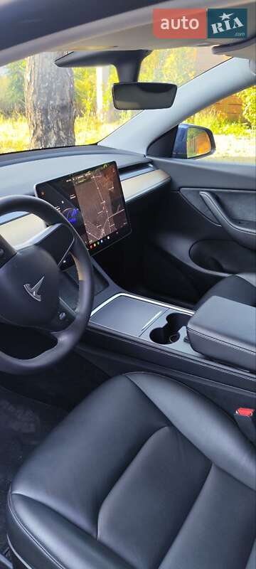 Позашляховик / Кросовер Tesla Model Y 2021 в Черкасах