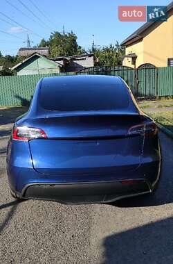Позашляховик / Кросовер Tesla Model Y 2021 в 