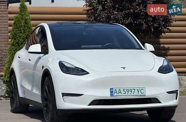 Позашляховик / Кросовер Tesla Model Y 2022 в 
