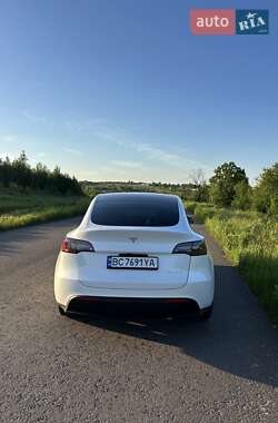 Внедорожник / Кроссовер Tesla Model Y 2023 в 