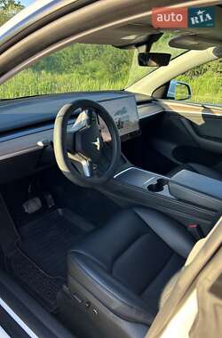Внедорожник / Кроссовер Tesla Model Y 2023 в 