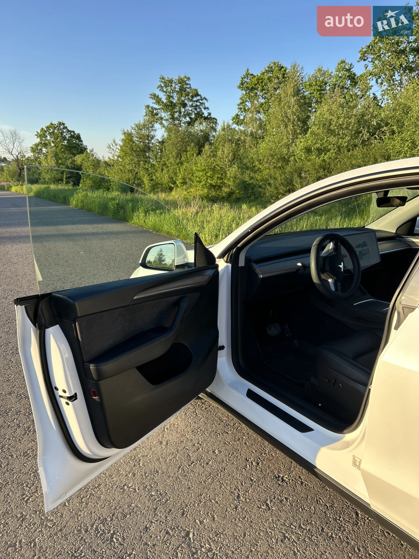 2023 Tesla Model Y - мініатюра 8