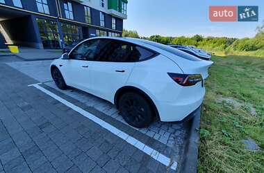 Внедорожник / Кроссовер Tesla Model Y 2021 в 