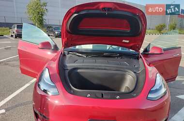 Внедорожник / Кроссовер Tesla Model Y 2023 в 