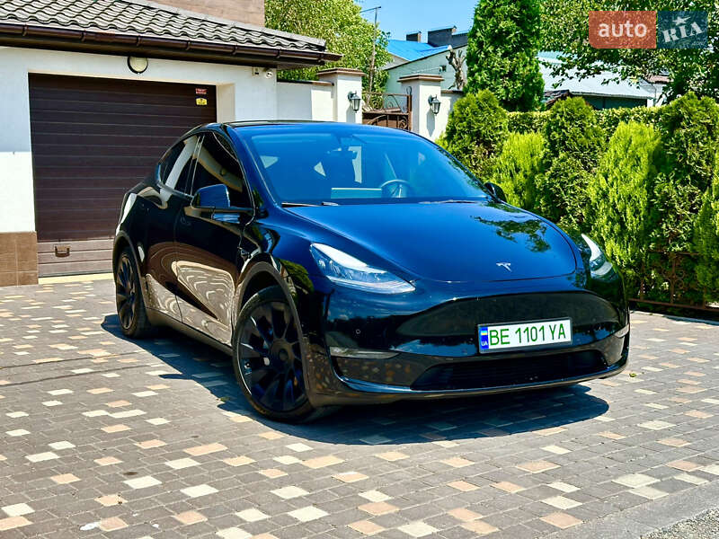 Tesla Model Y 2022