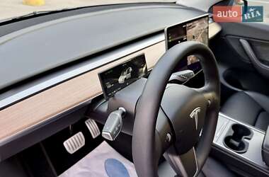 Позашляховик / Кросовер Tesla Model Y 2022 в 
