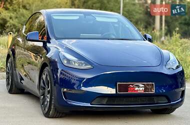 Позашляховик / Кросовер Tesla Model Y 2022 в 