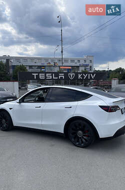 Внедорожник / Кроссовер Tesla Model Y 2022 в 