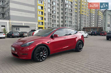 Позашляховик / Кросовер Tesla Model Y 2021 в 