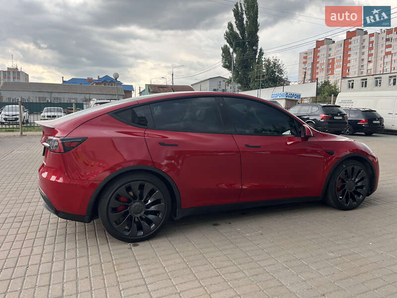 Внедорожник / Кроссовер Tesla Model Y 2021 в Виннице