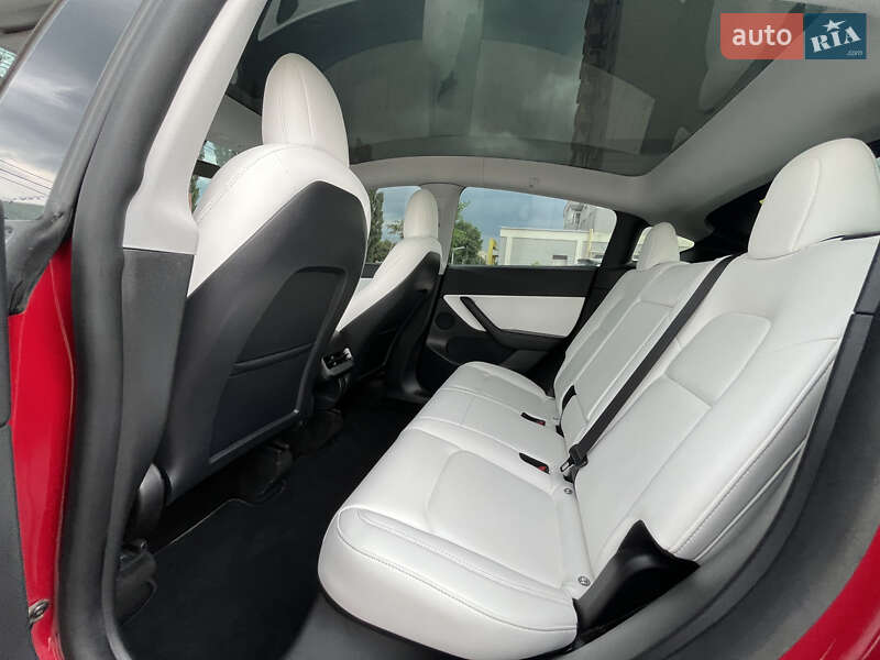 Внедорожник / Кроссовер Tesla Model Y 2021 в Виннице