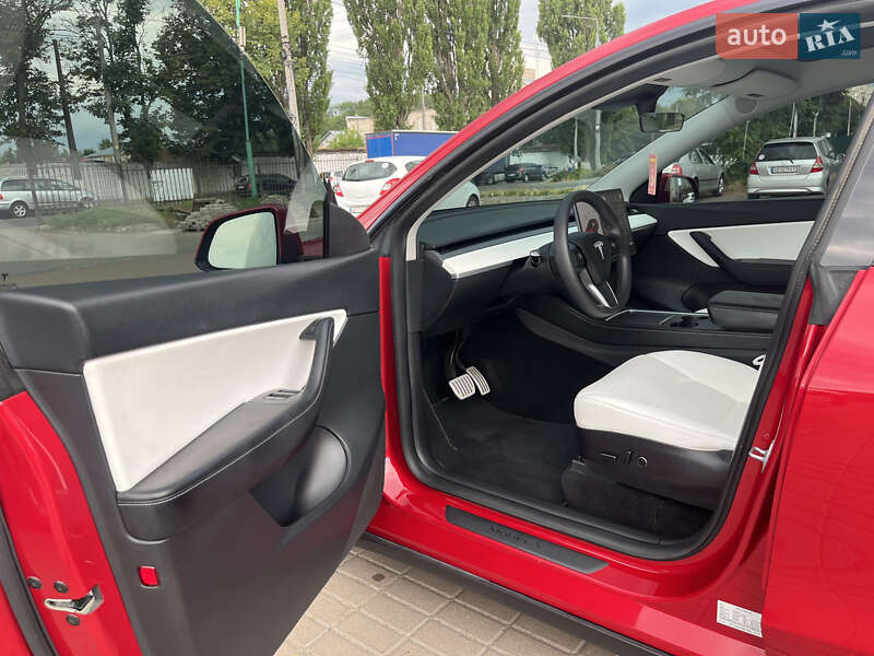 Внедорожник / Кроссовер Tesla Model Y 2021 в Виннице