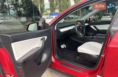 Позашляховик / Кросовер Tesla Model Y 2021 в 