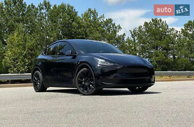 Внедорожник / Кроссовер Tesla Model Y 2022 в 