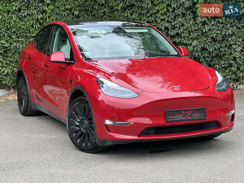 Позашляховик / Кросовер Tesla Model Y 2023 в Києві