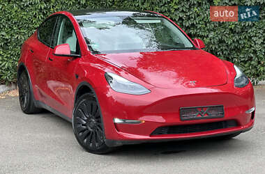 Позашляховик / Кросовер Tesla Model Y 2023 в 
