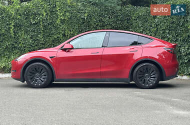 Позашляховик / Кросовер Tesla Model Y 2023 в 