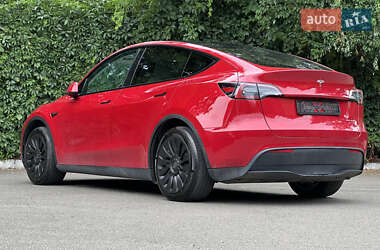 Позашляховик / Кросовер Tesla Model Y 2023 в 