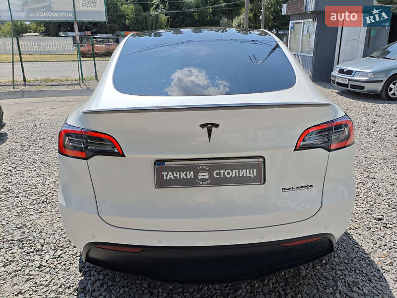 Внедорожник / Кроссовер Tesla Model Y 2021 в Киеве