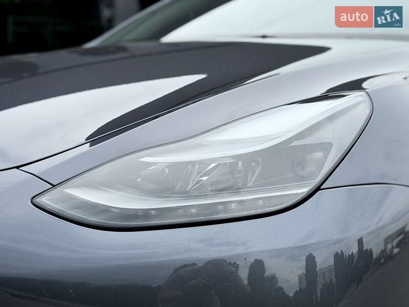 Позашляховик / Кросовер Tesla Model Y 2023 в Києві