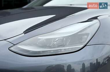 Позашляховик / Кросовер Tesla Model Y 2023 в 