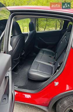 Внедорожник / Кроссовер Tesla Model Y 2023 в 