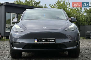 Внедорожник / Кроссовер Tesla Model Y 2022 в 
