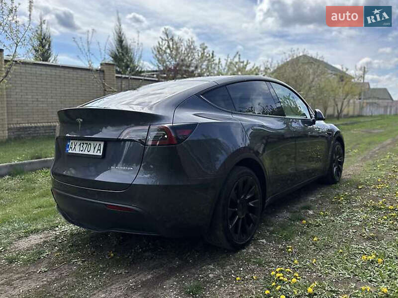 Позашляховик / Кросовер Tesla Model Y 2021 в Києві