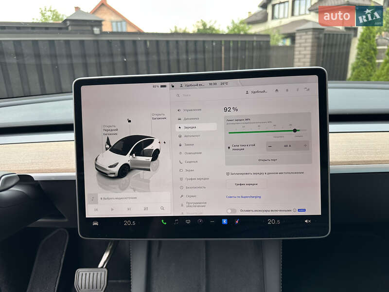 Позашляховик / Кросовер Tesla Model Y 2024 в Львові