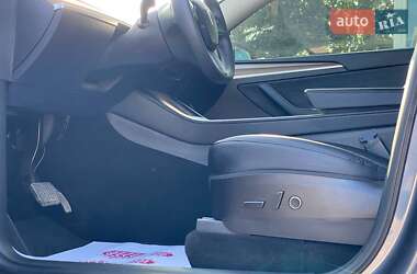 Внедорожник / Кроссовер Tesla Model Y 2022 в 